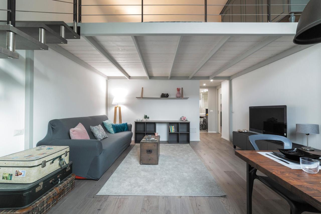 La Pampa New & Fully Refurbished Apt Lejlighed Milano Eksteriør billede